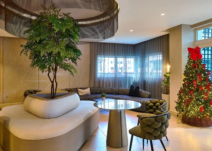 Santo Domingo Vacation Rentals near Race City