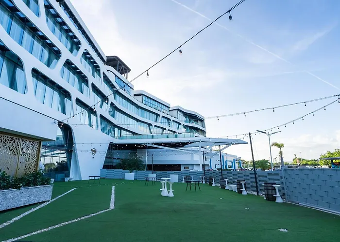 Ponce Hotels