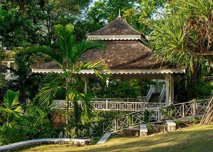 Ocho Rios Cheap Pet friendly Hotels